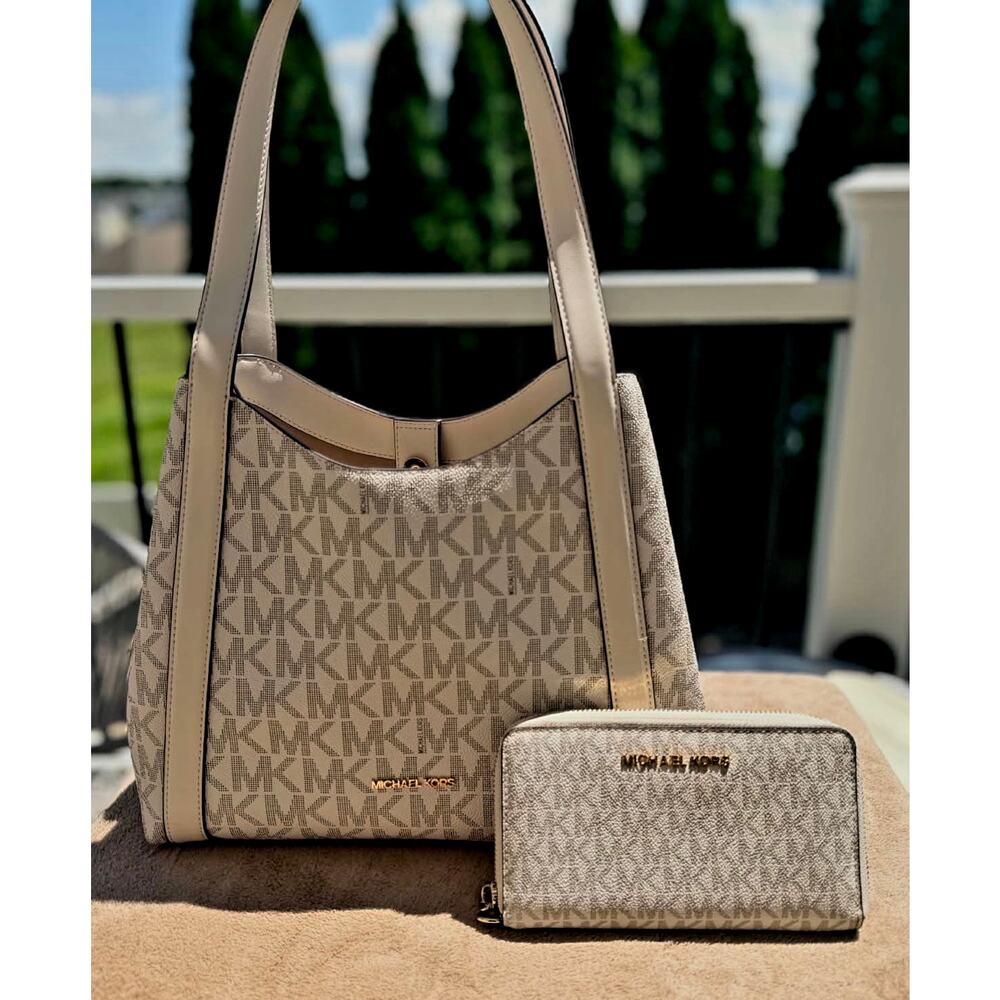 Michael Kors Rosemary Bag & Wallet Set - NWT - Picture 2 of 14